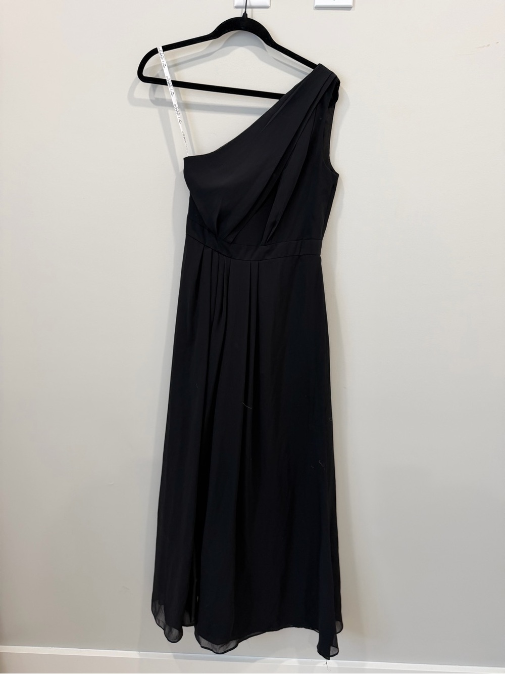 Asymmetric One-Shoulder Black Maxi Dress